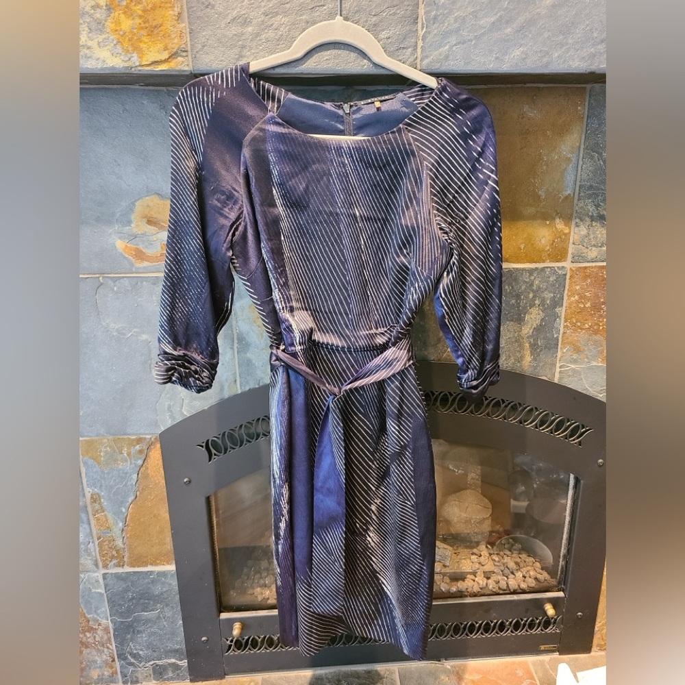 Elie Tahari Long Sleeve Navy Blue and Black Belted Silk Business Formal dress 4